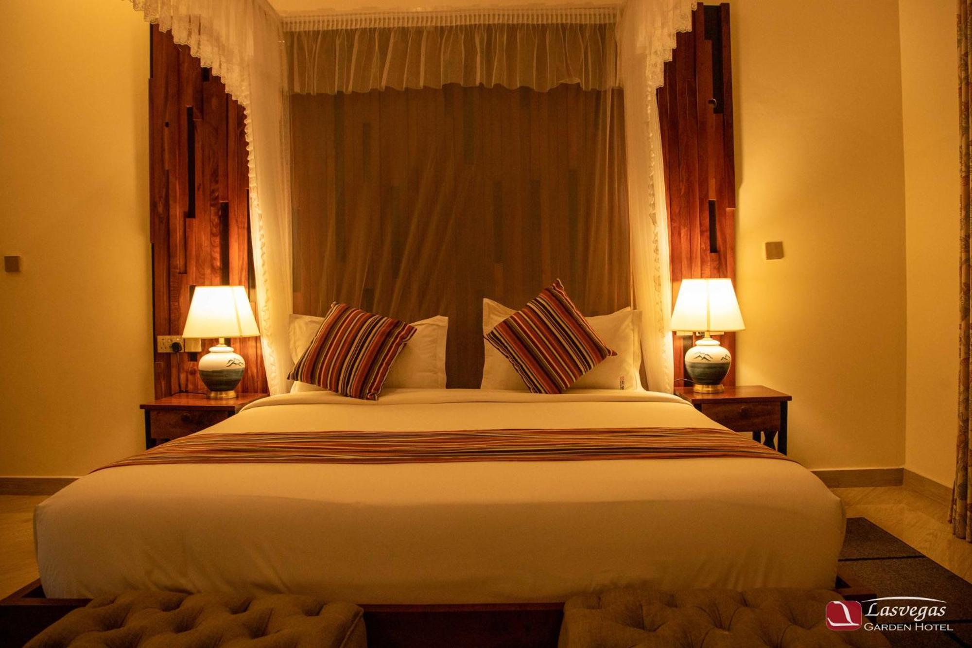 Las Vegas Garden Hotel Mbarara Экстерьер фото